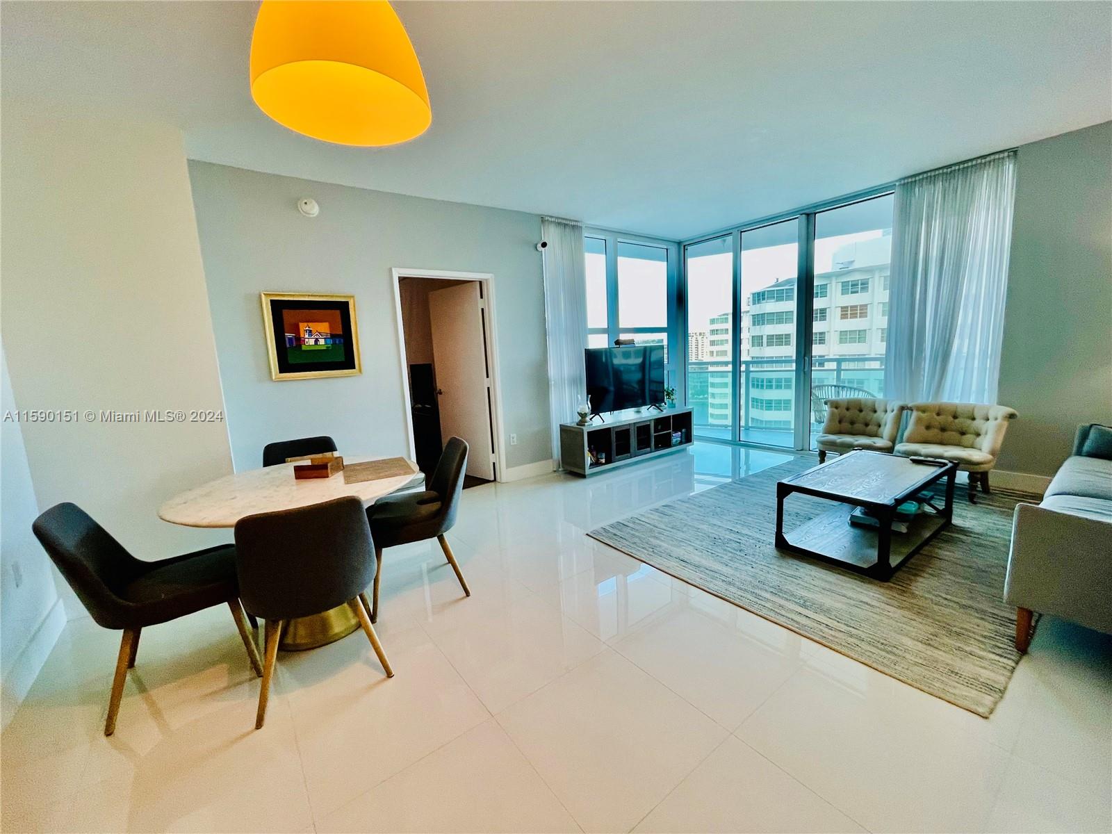 950 Brickell Bay Dr # 1610