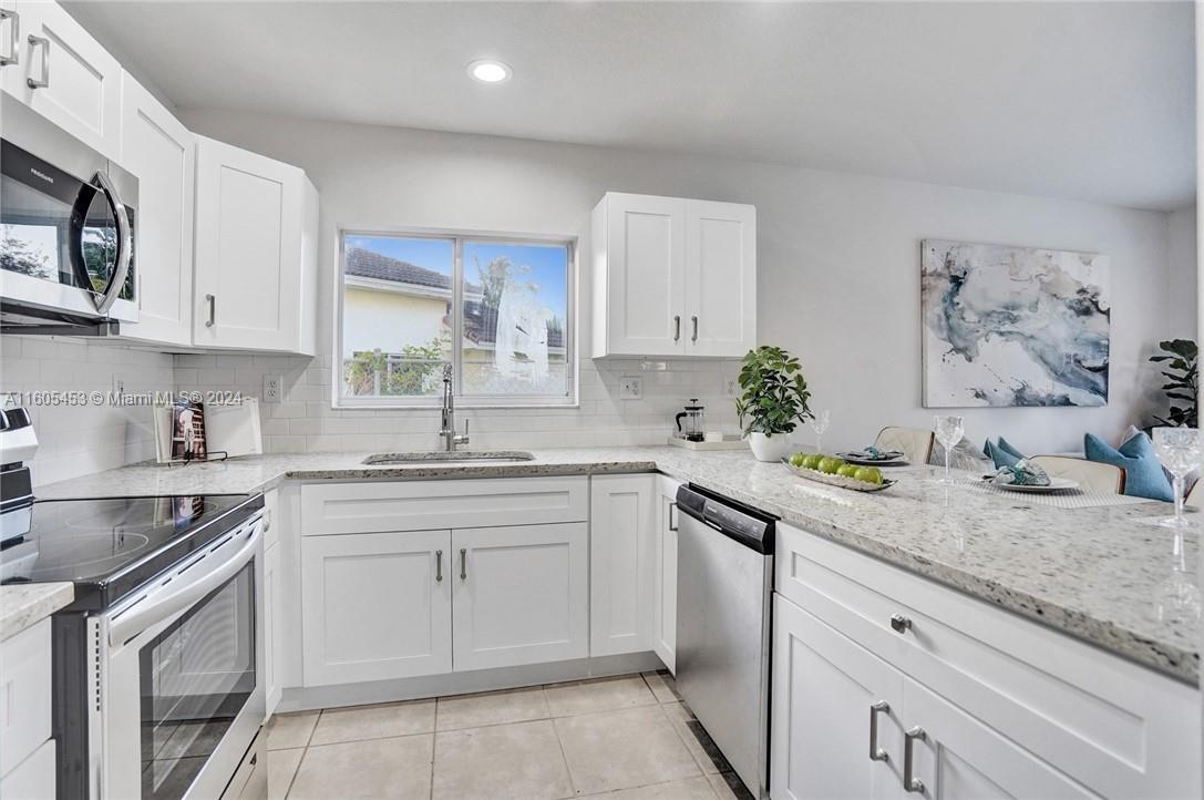 16630 SW 140th Ave