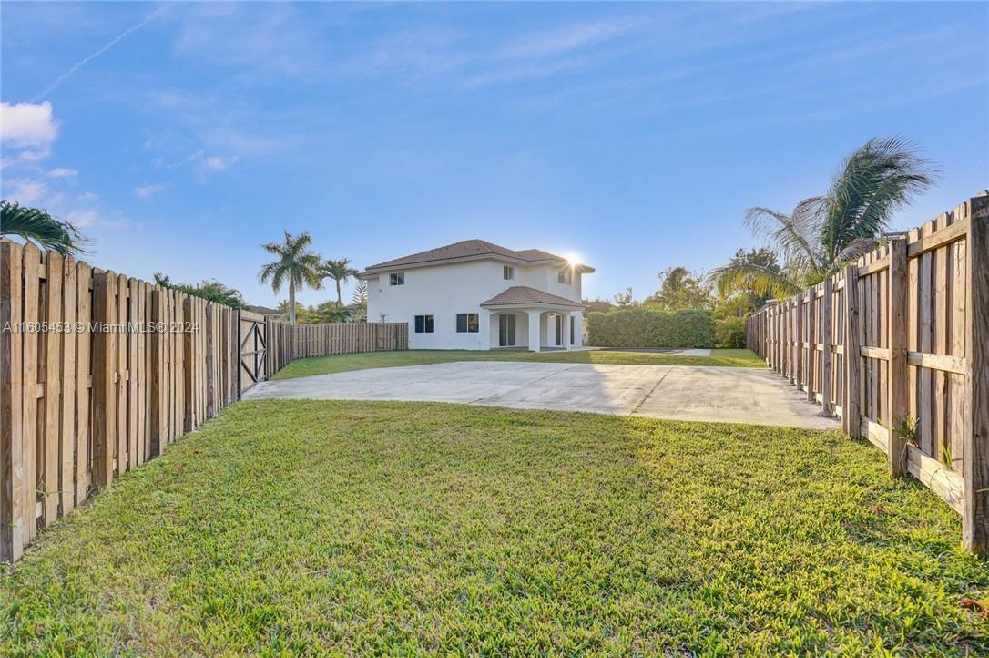 16630 SW 140th Ave
