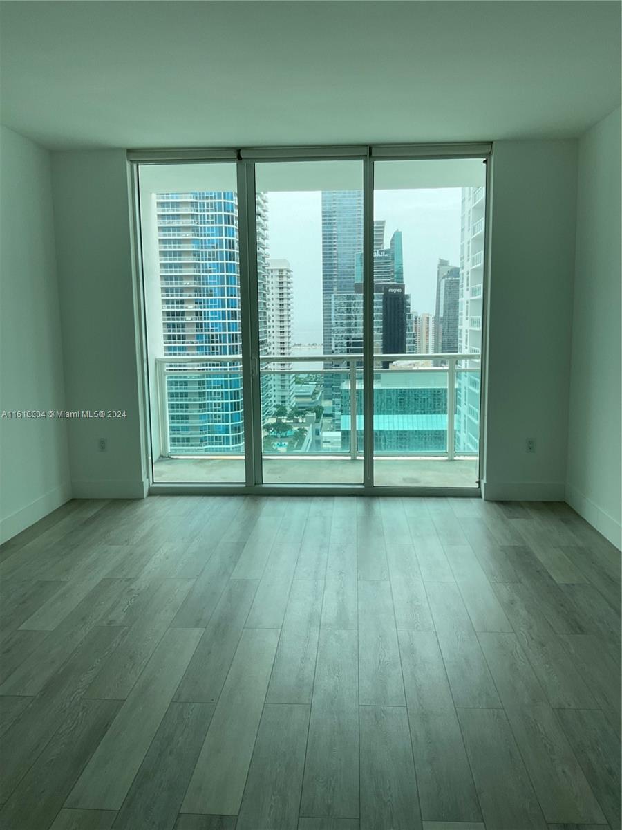950 Brickell Bay Dr # 3103