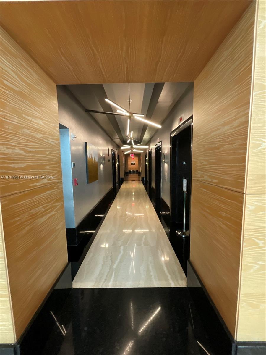 950 Brickell Bay Dr # 3103