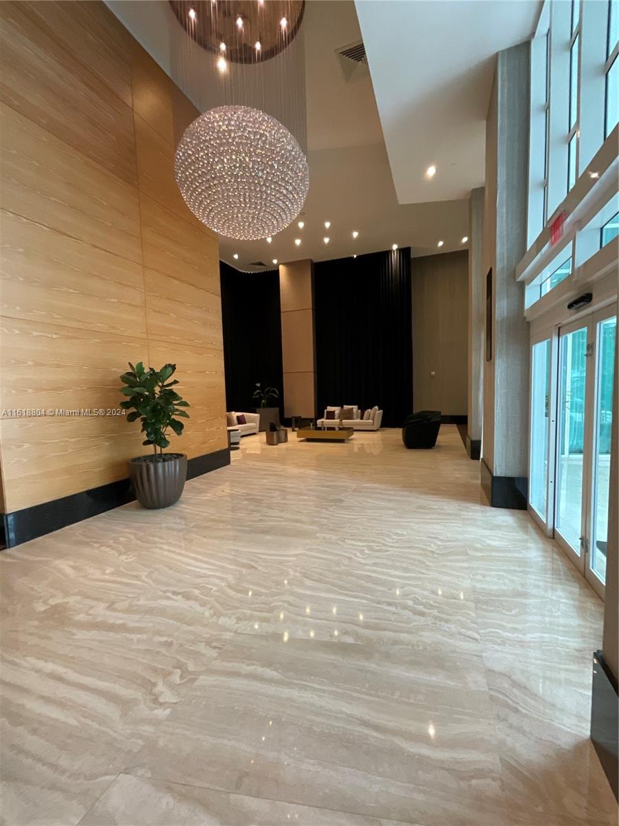 950 Brickell Bay Dr # 3103