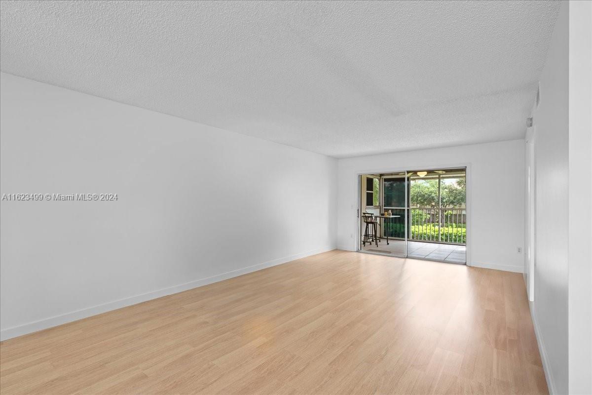 2528 SE 19th Pl # C Unit: 201-C