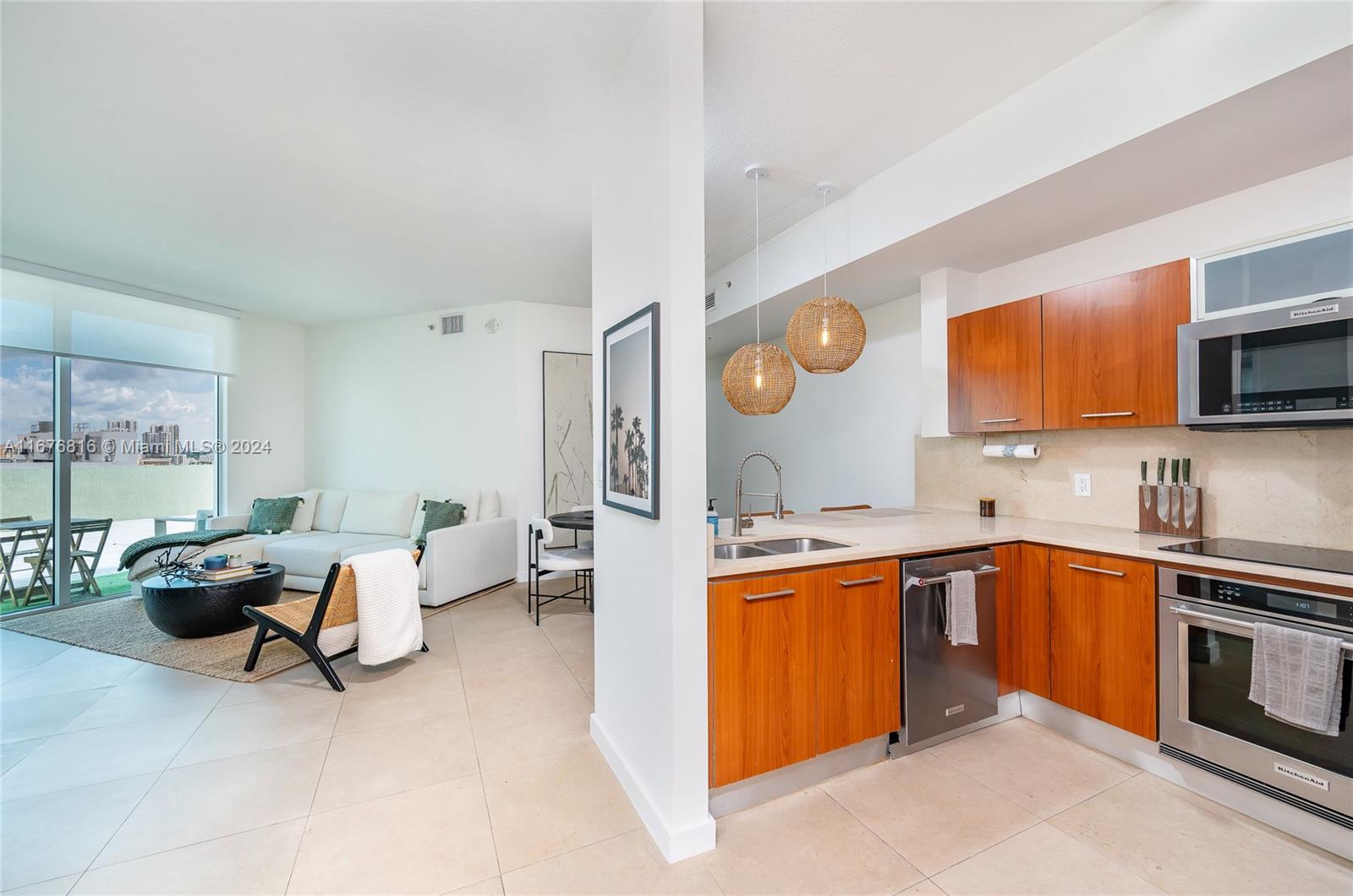 9055 SW 73rd Ct # 807