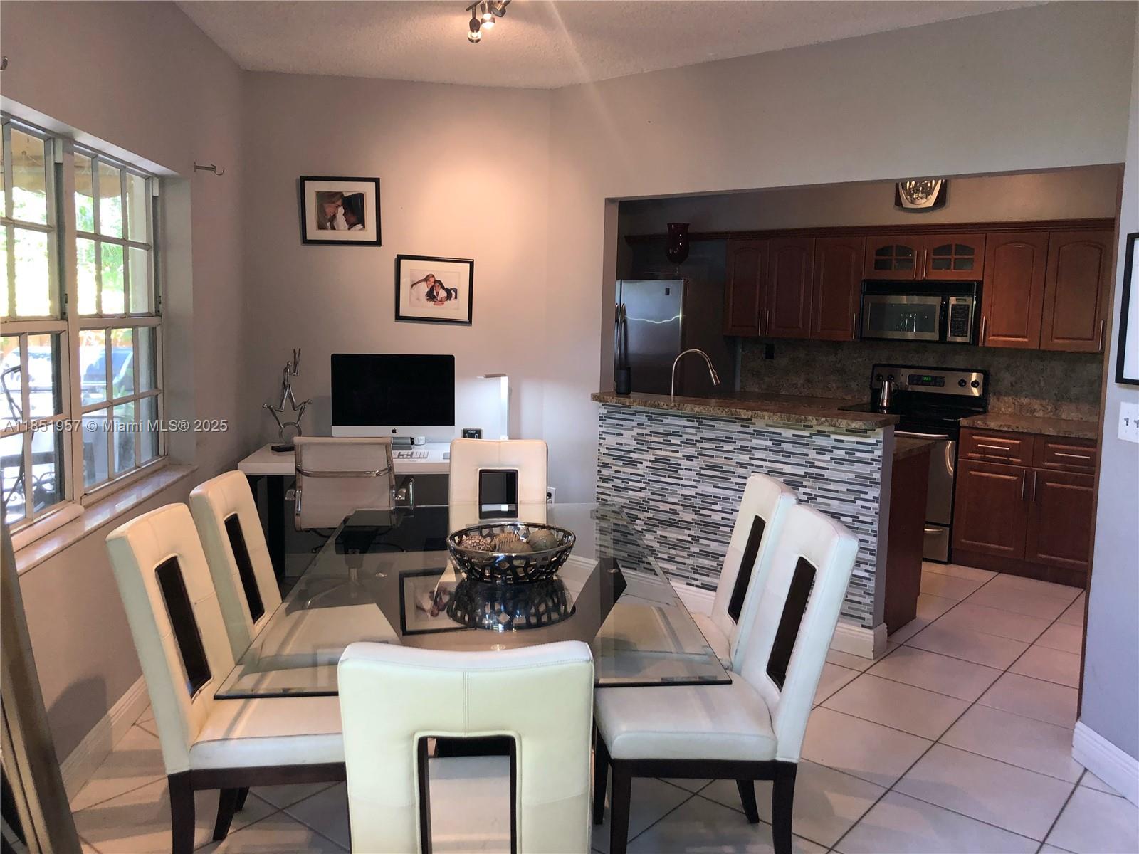14355 SW 57th Ln # 11 Unit: 4-11