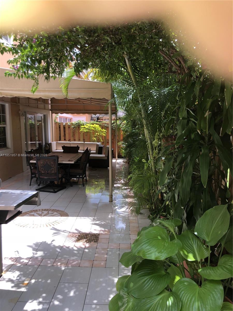14355 SW 57th Ln # 11 Unit: 4-11