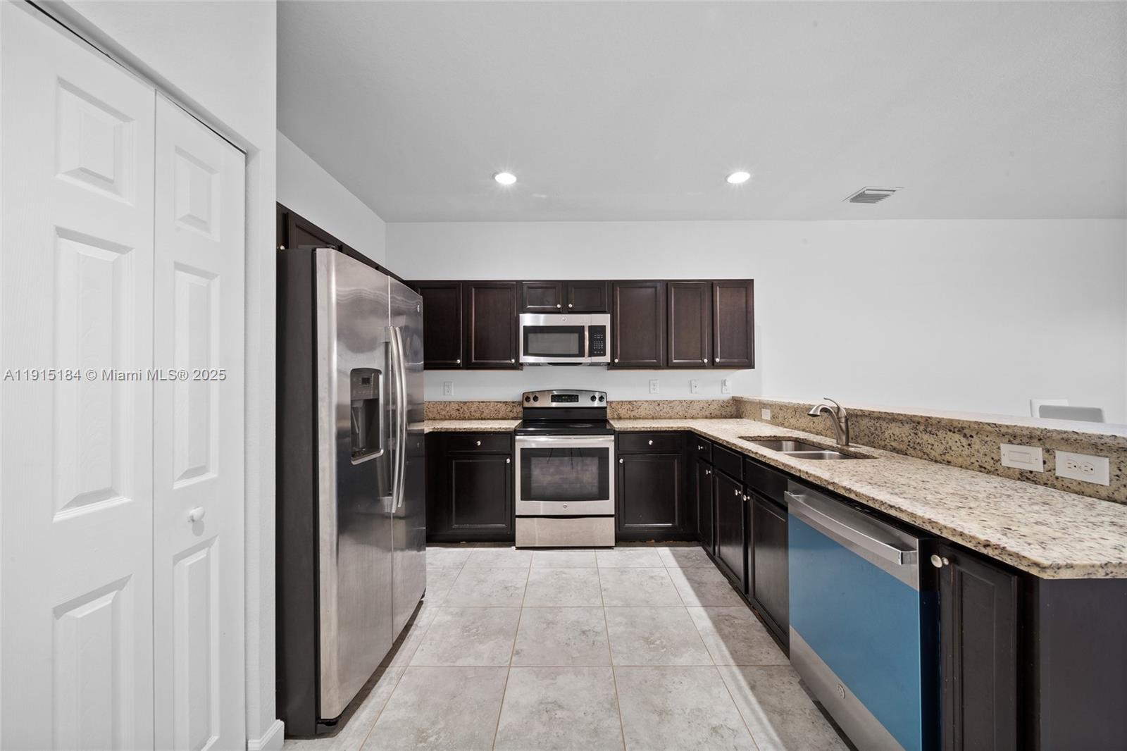 15053 SW 115th Ter Unit: .