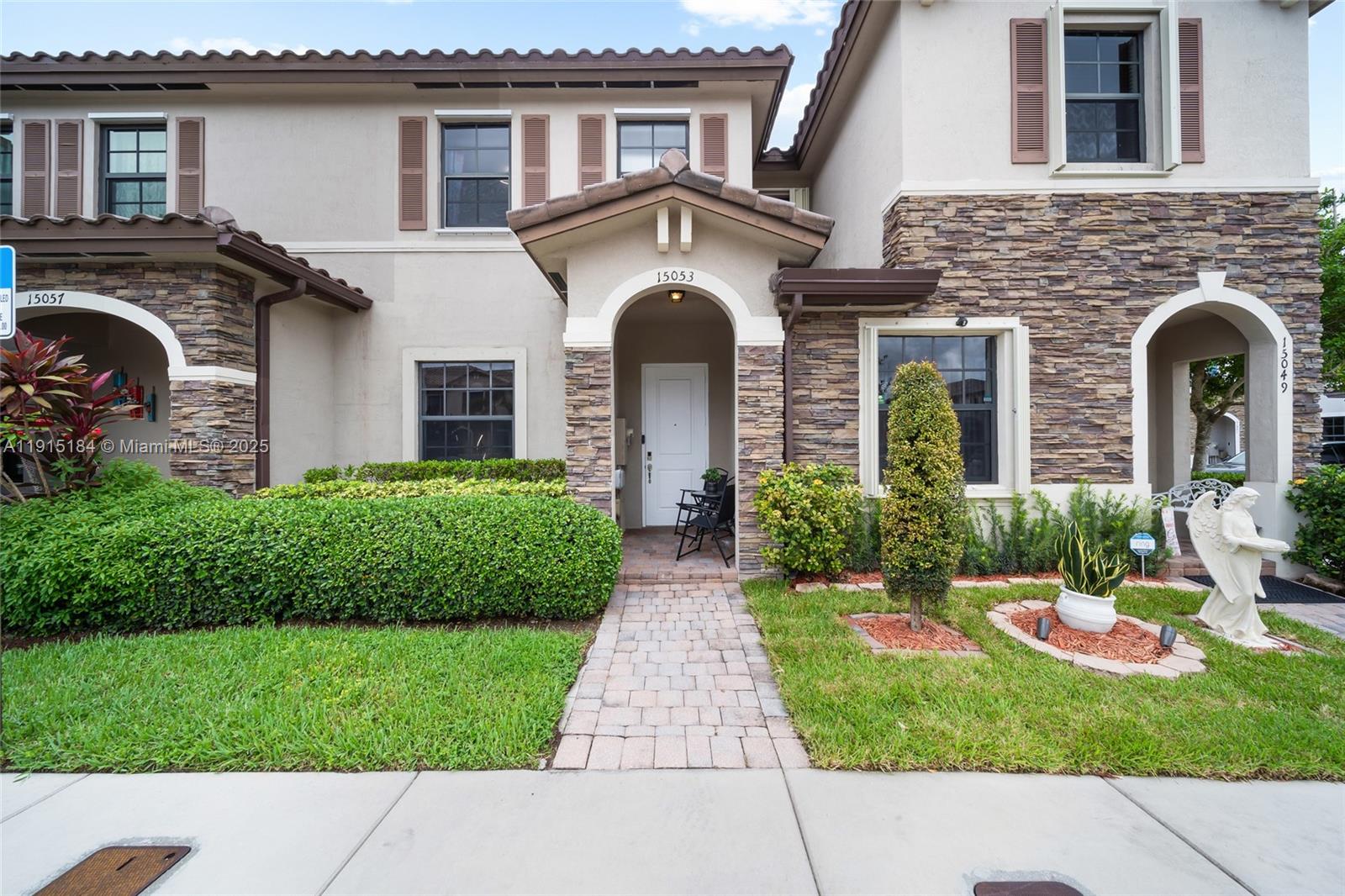 15053 SW 115th Ter Unit: .