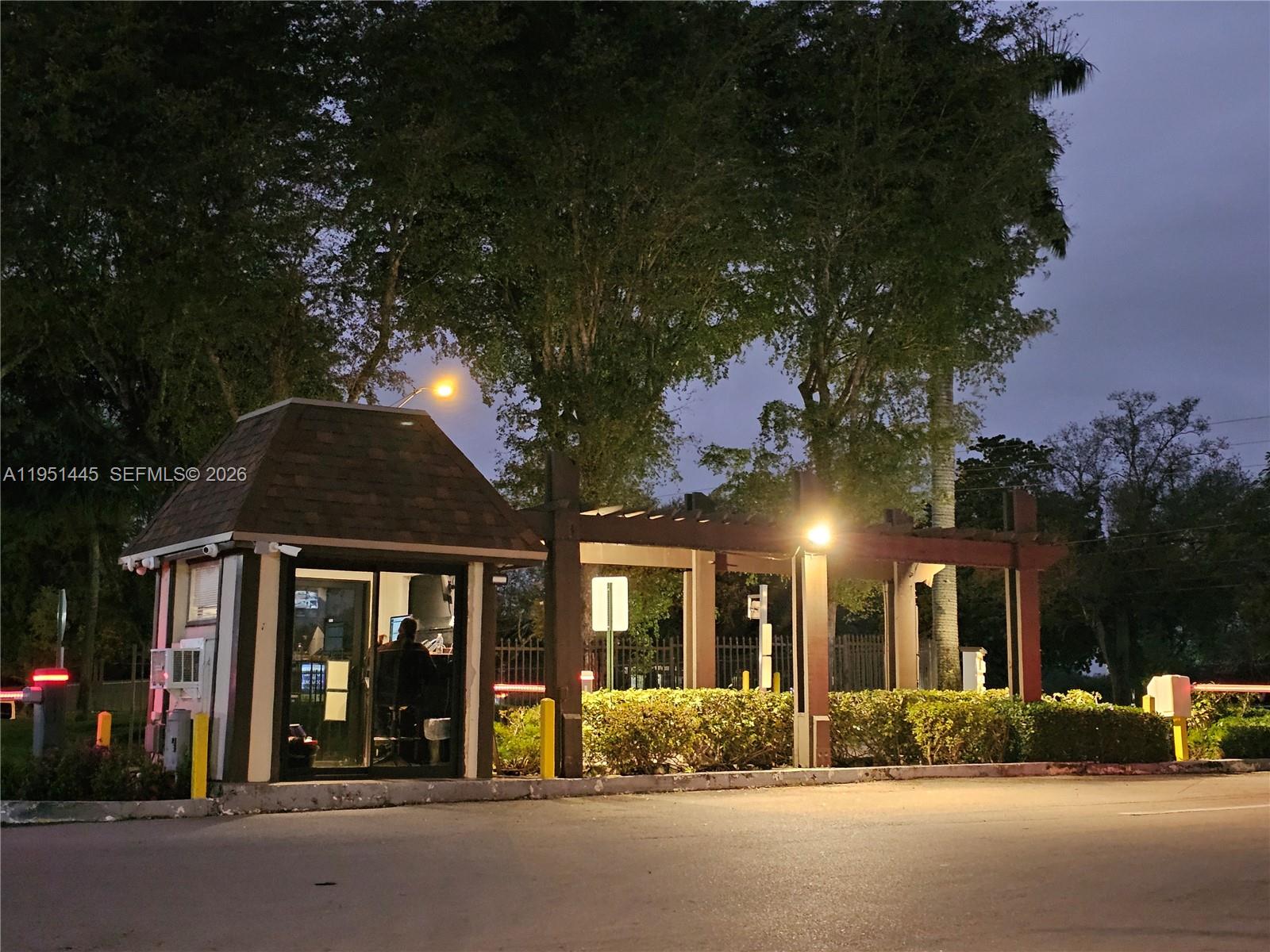 8075 SW 107th Ave # 114