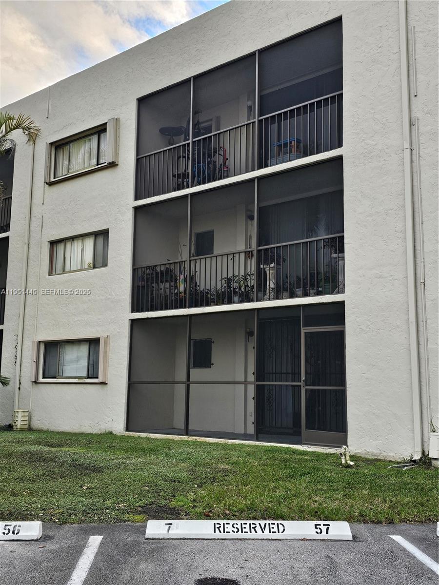 8075 SW 107th Ave # 114