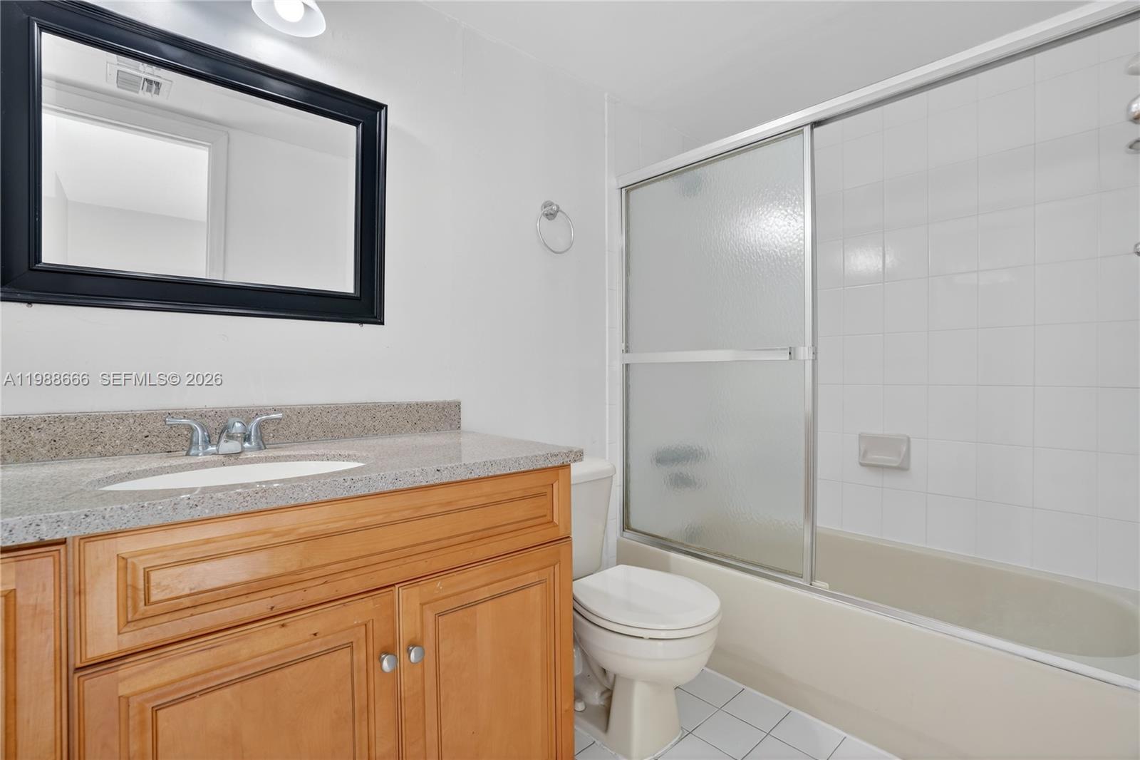 6904 N Kendall Dr # F104