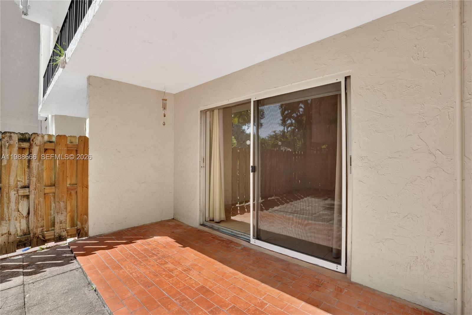 6904 N Kendall Dr # F104