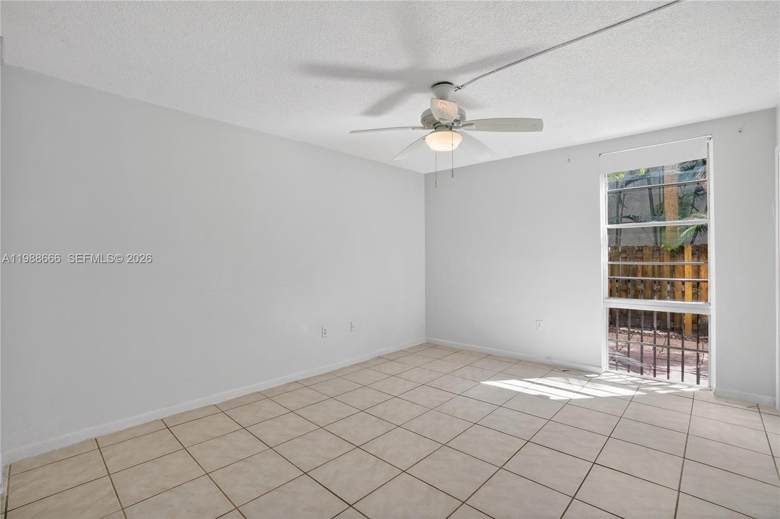 6904 N Kendall Dr # F104