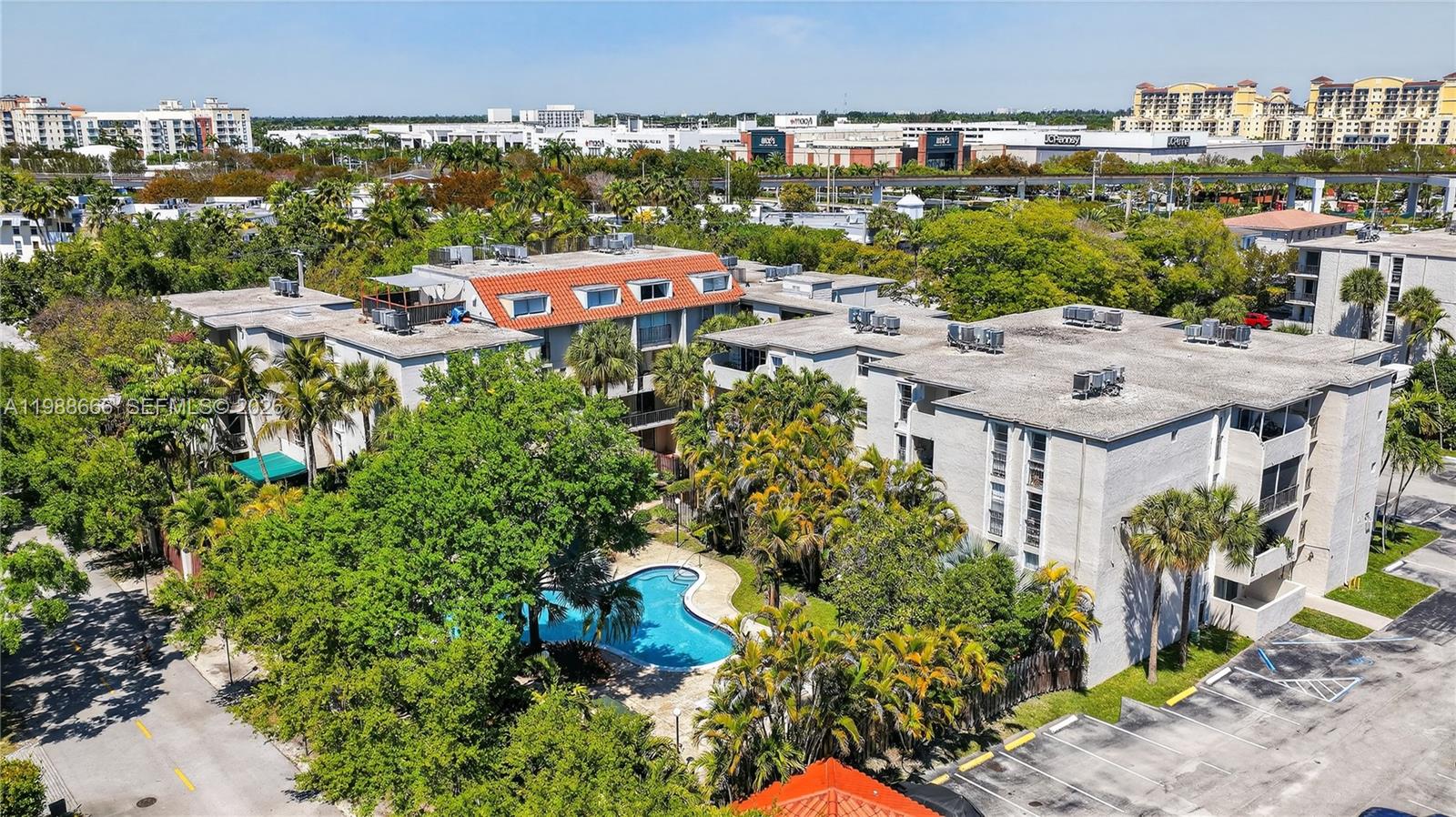 6904 N Kendall Dr # F104