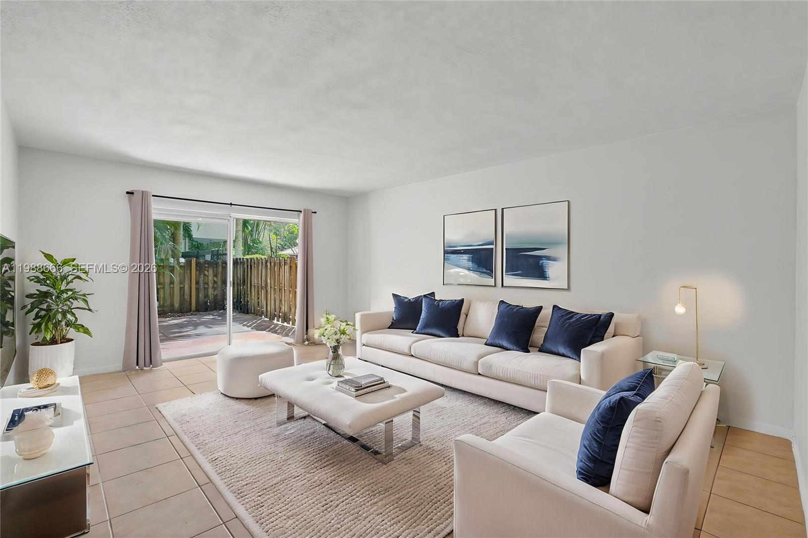 6904 N Kendall Dr # F104