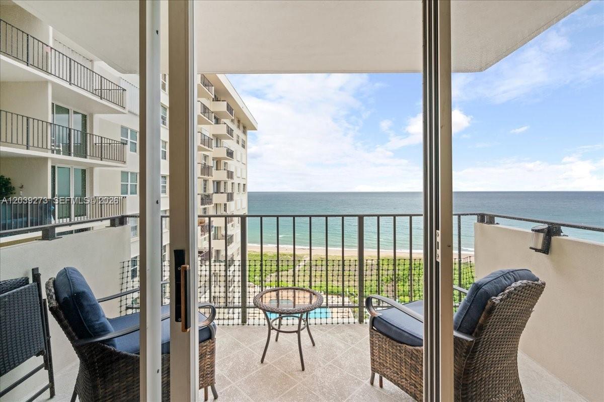 1900 S Ocean Blvd # 11T