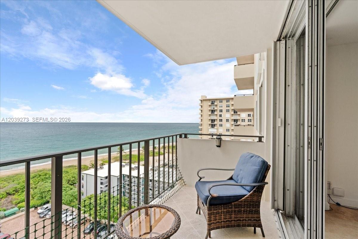 1900 S Ocean Blvd # 11T