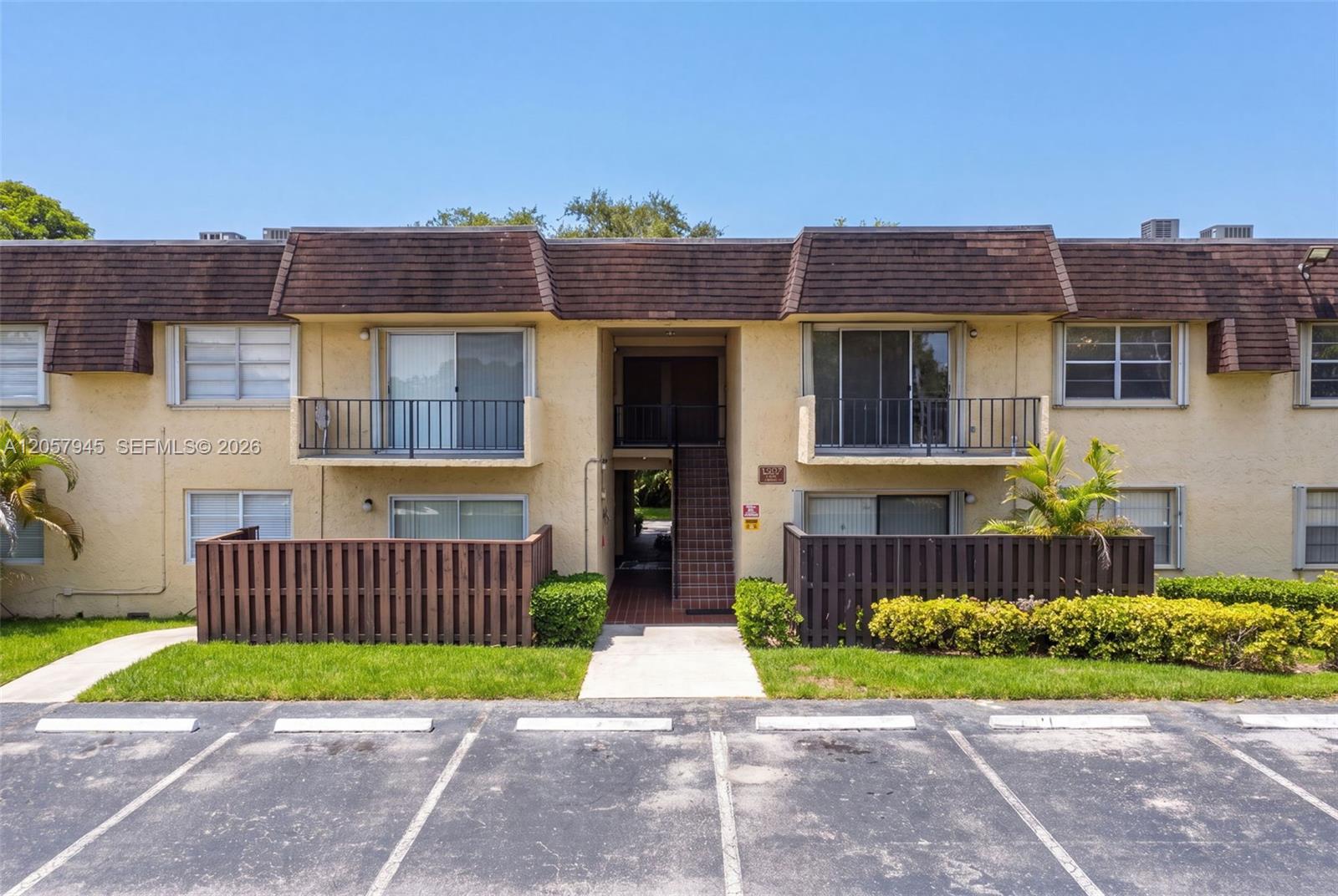 13707 SW 91st Ct Apt G