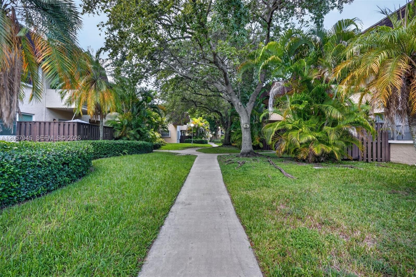 13707 SW 91st Ct Apt G