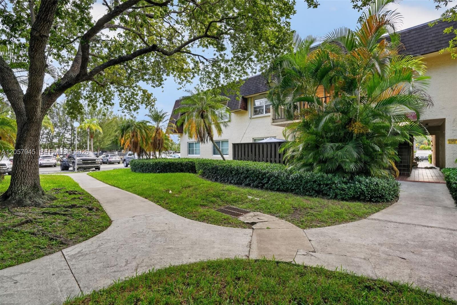 13707 SW 91st Ct Apt G