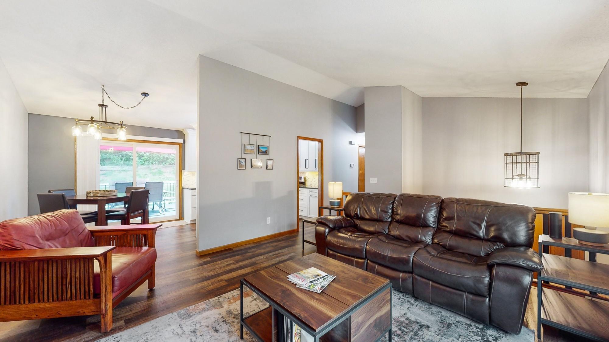 13133 Court Place