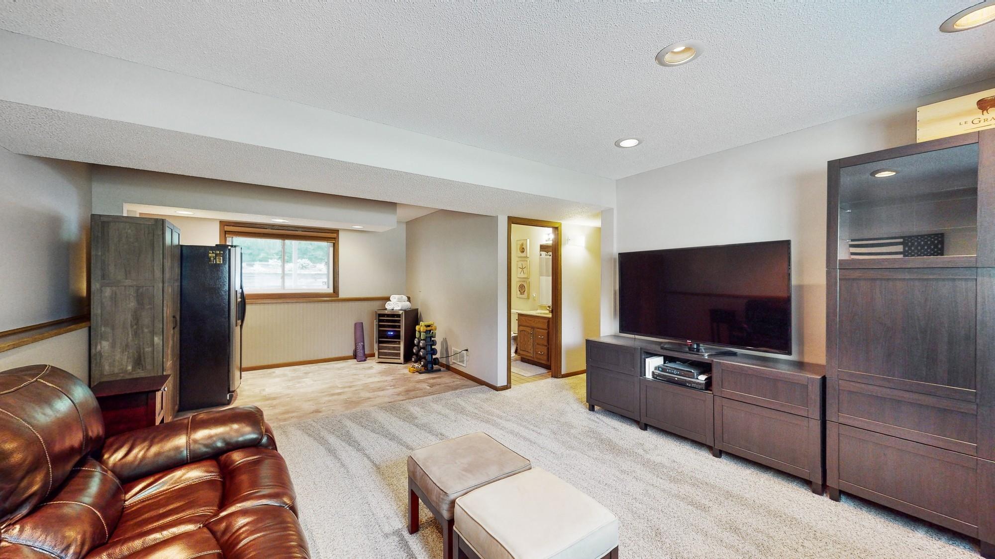 13133 Court Place
