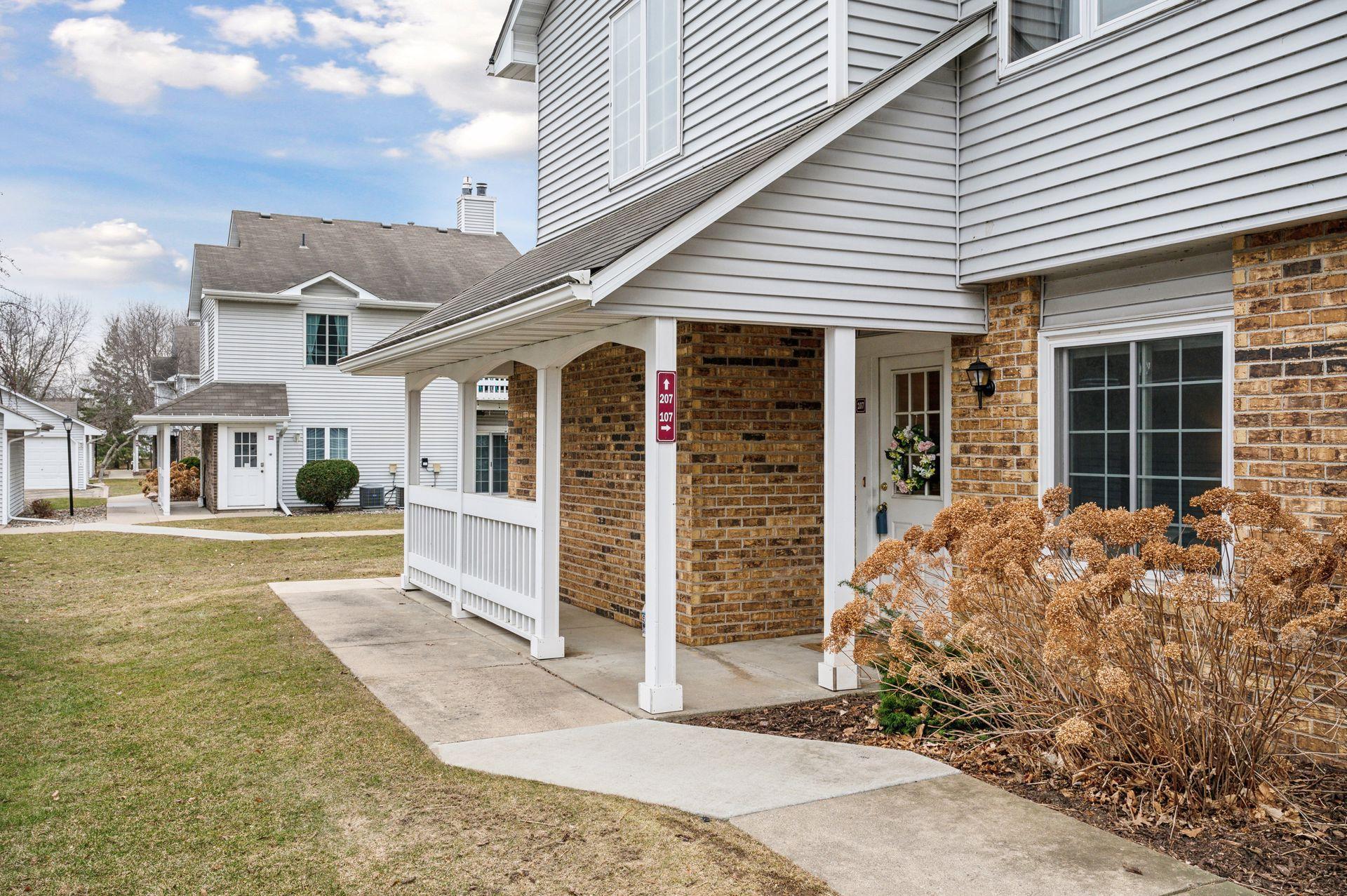 3578 Blue Jay Way Unit: 107