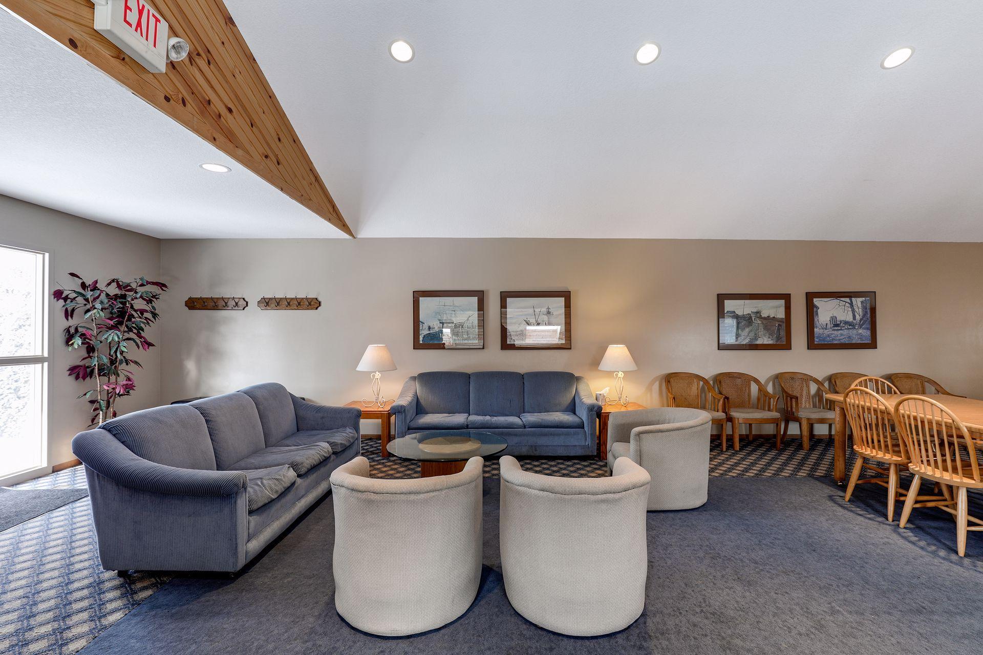 3578 Blue Jay Way Unit: 107