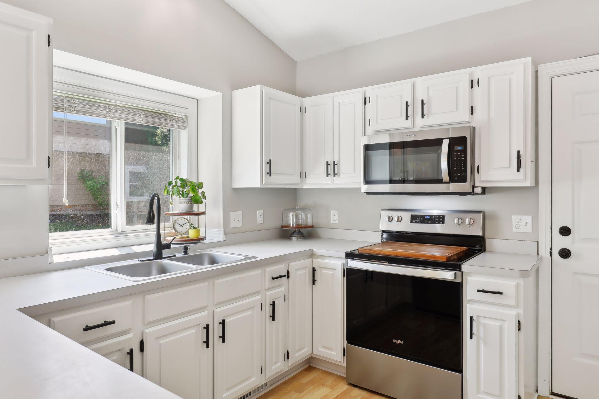 17050 Jonquil Avenue