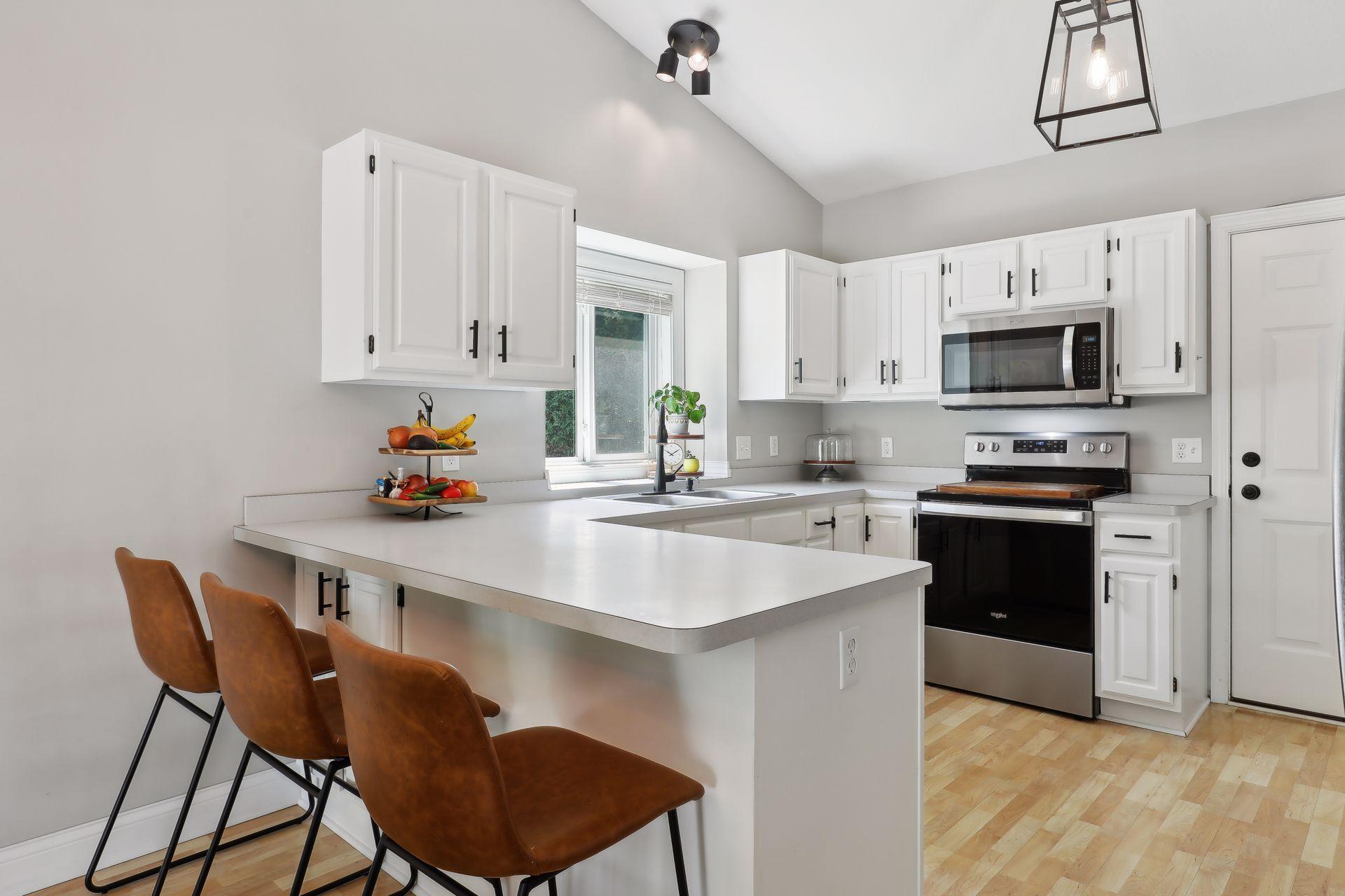 17050 Jonquil Avenue