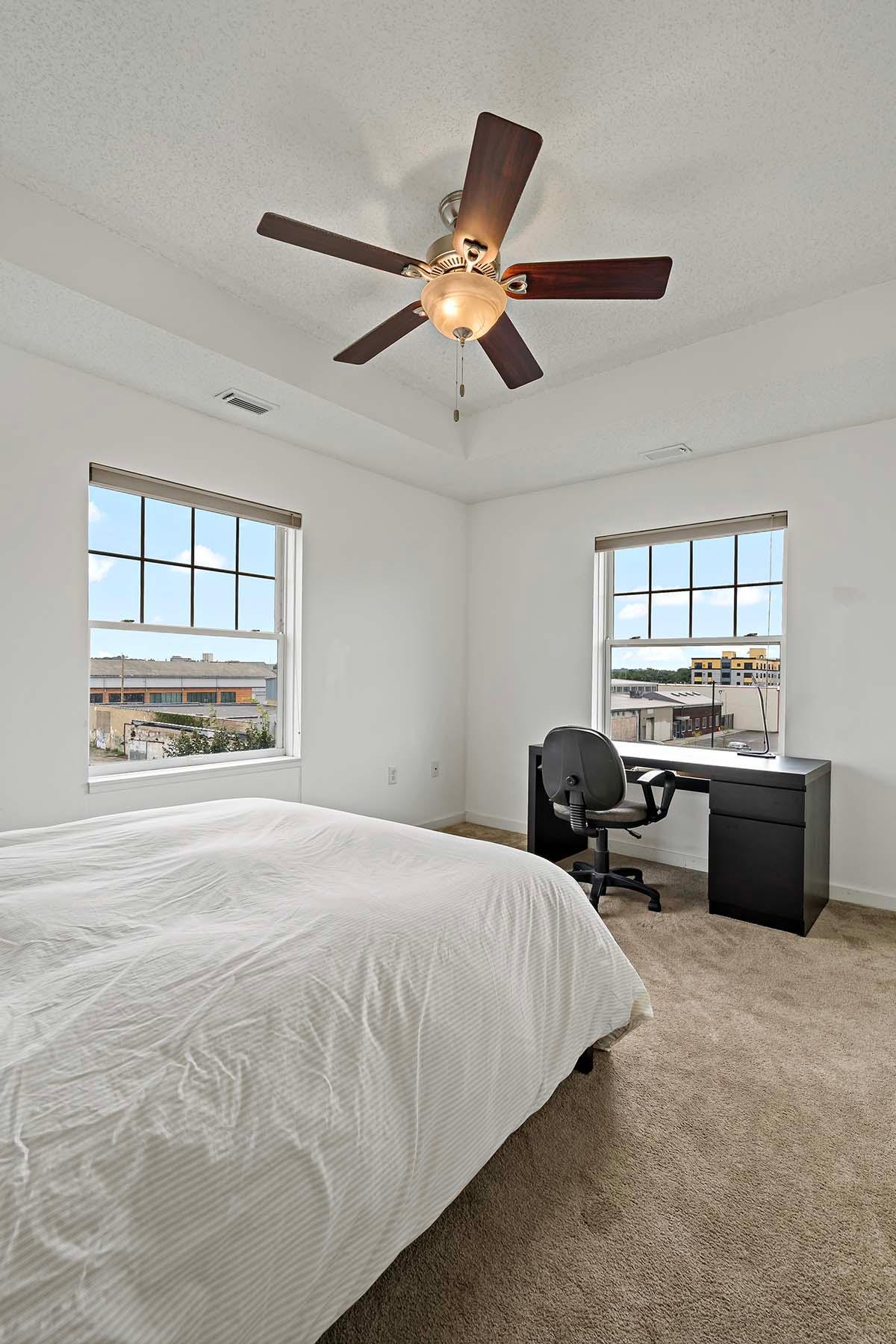 619 8th Street SE Unit: 412