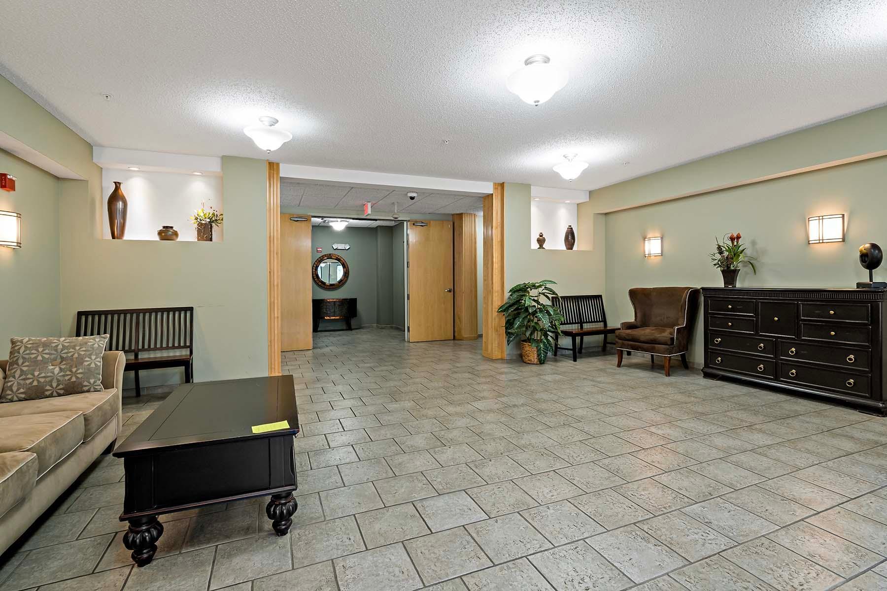 619 8th Street SE Unit: 412