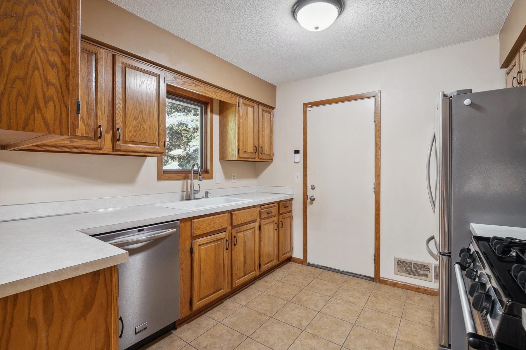 1200 W 139th Street