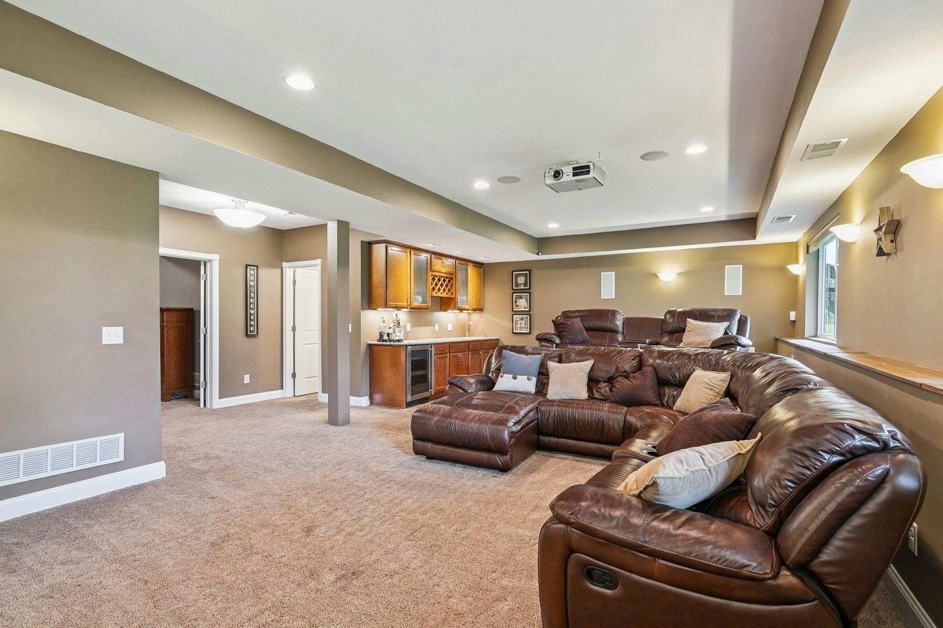 4540 196th Street W