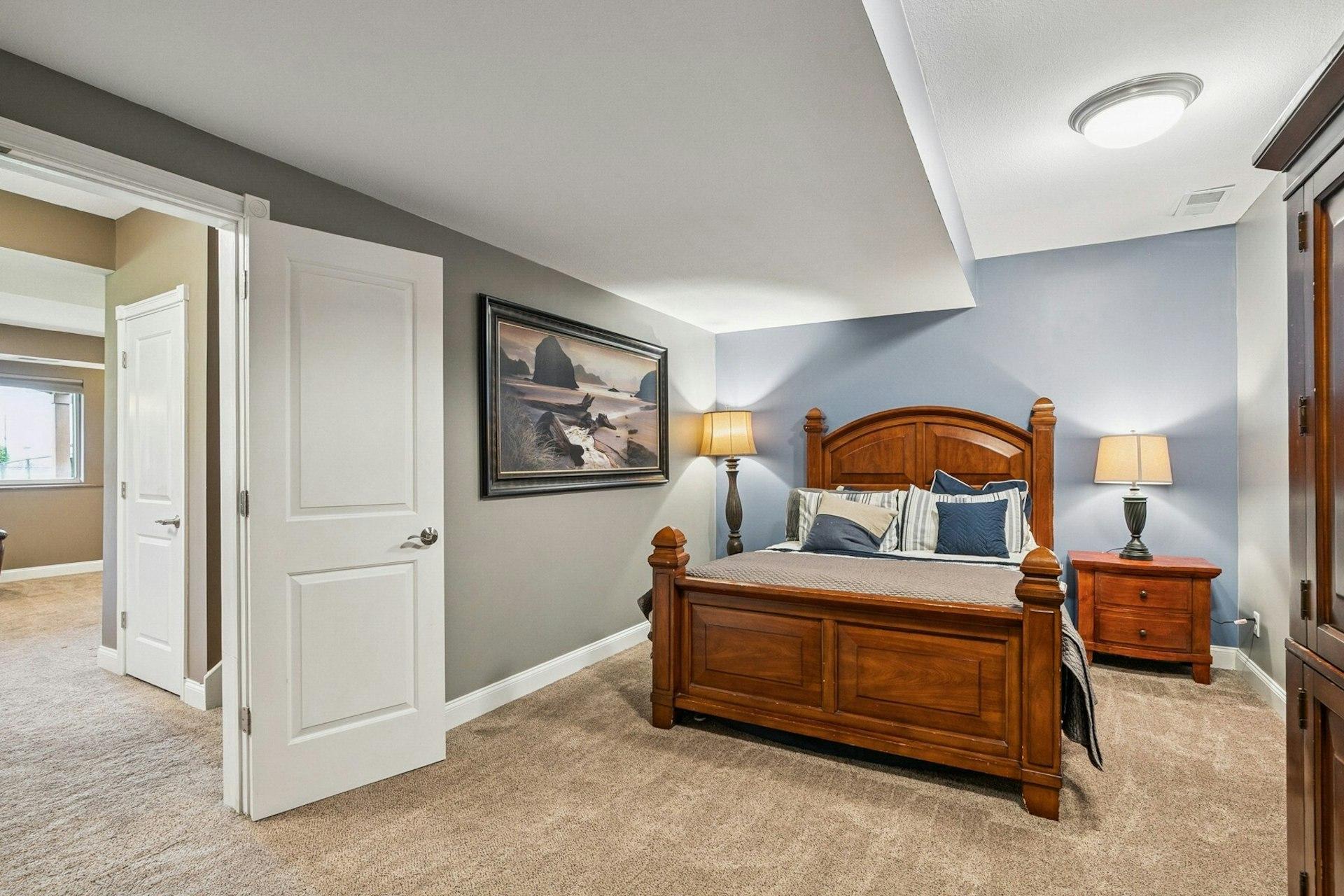 4540 196th Street W