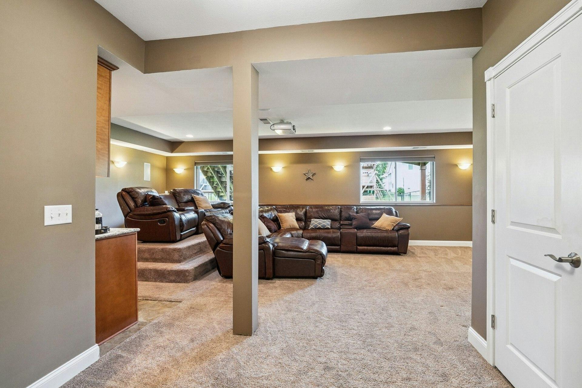 4540 196th Street W