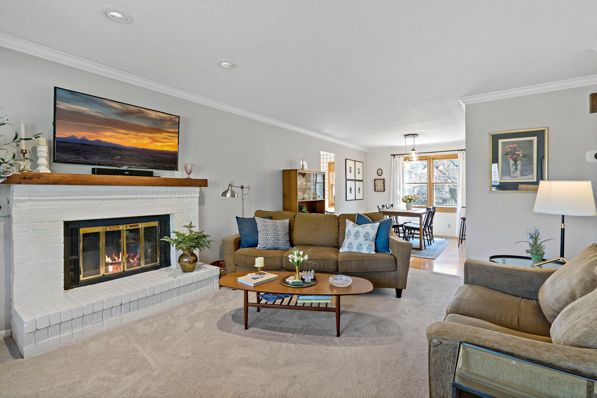 1584 Lancaster Lane