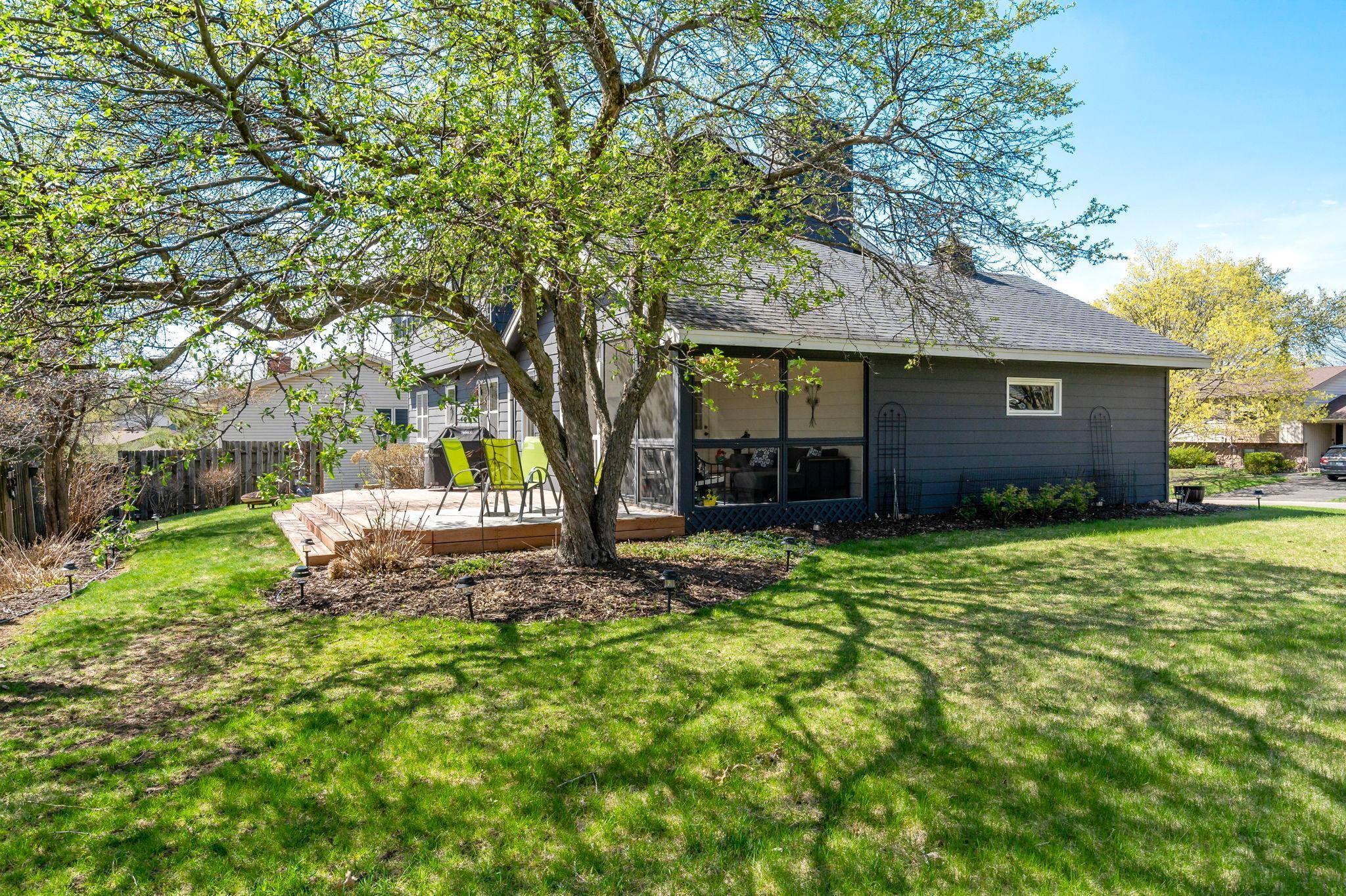1584 Lancaster Lane