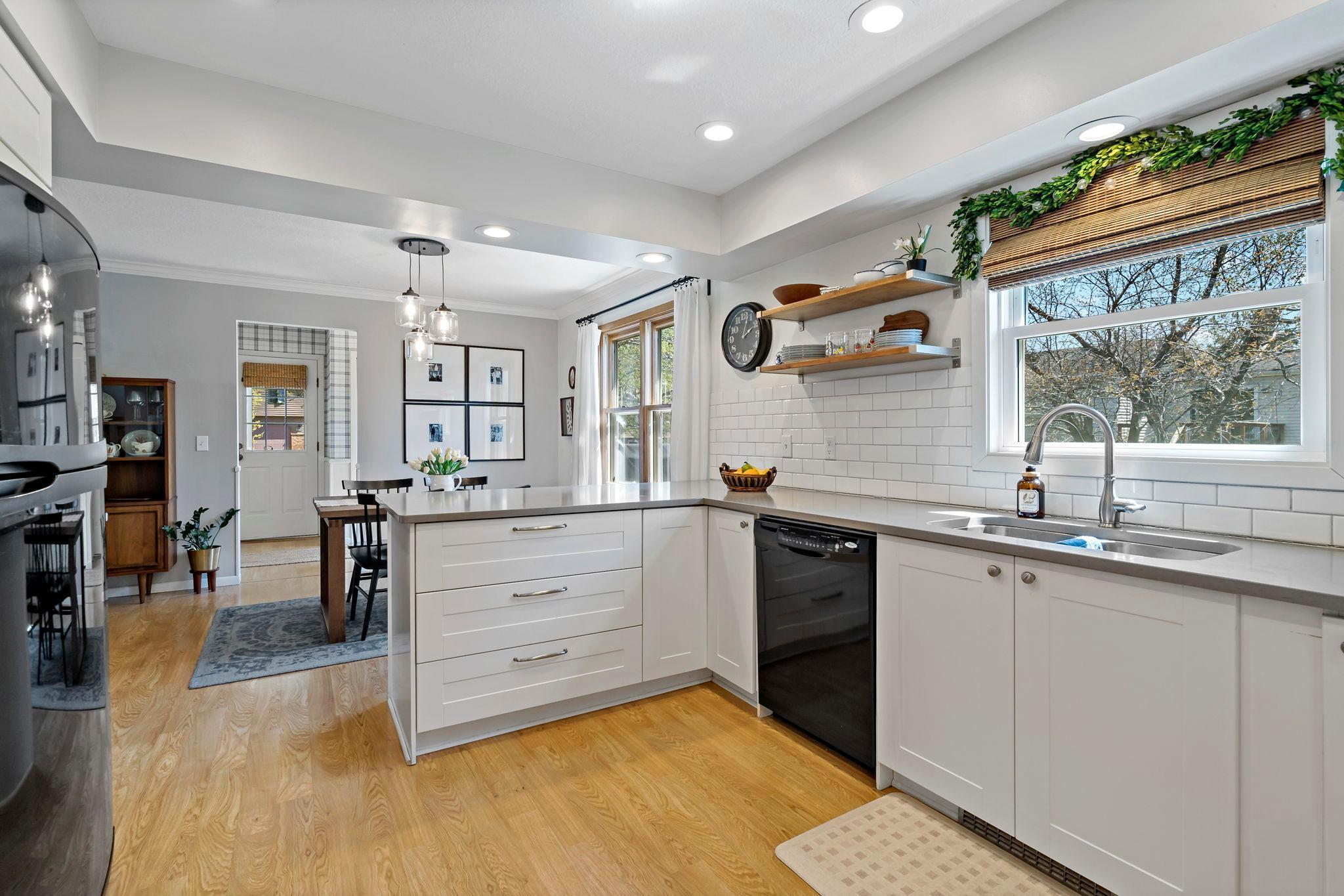 1584 Lancaster Lane