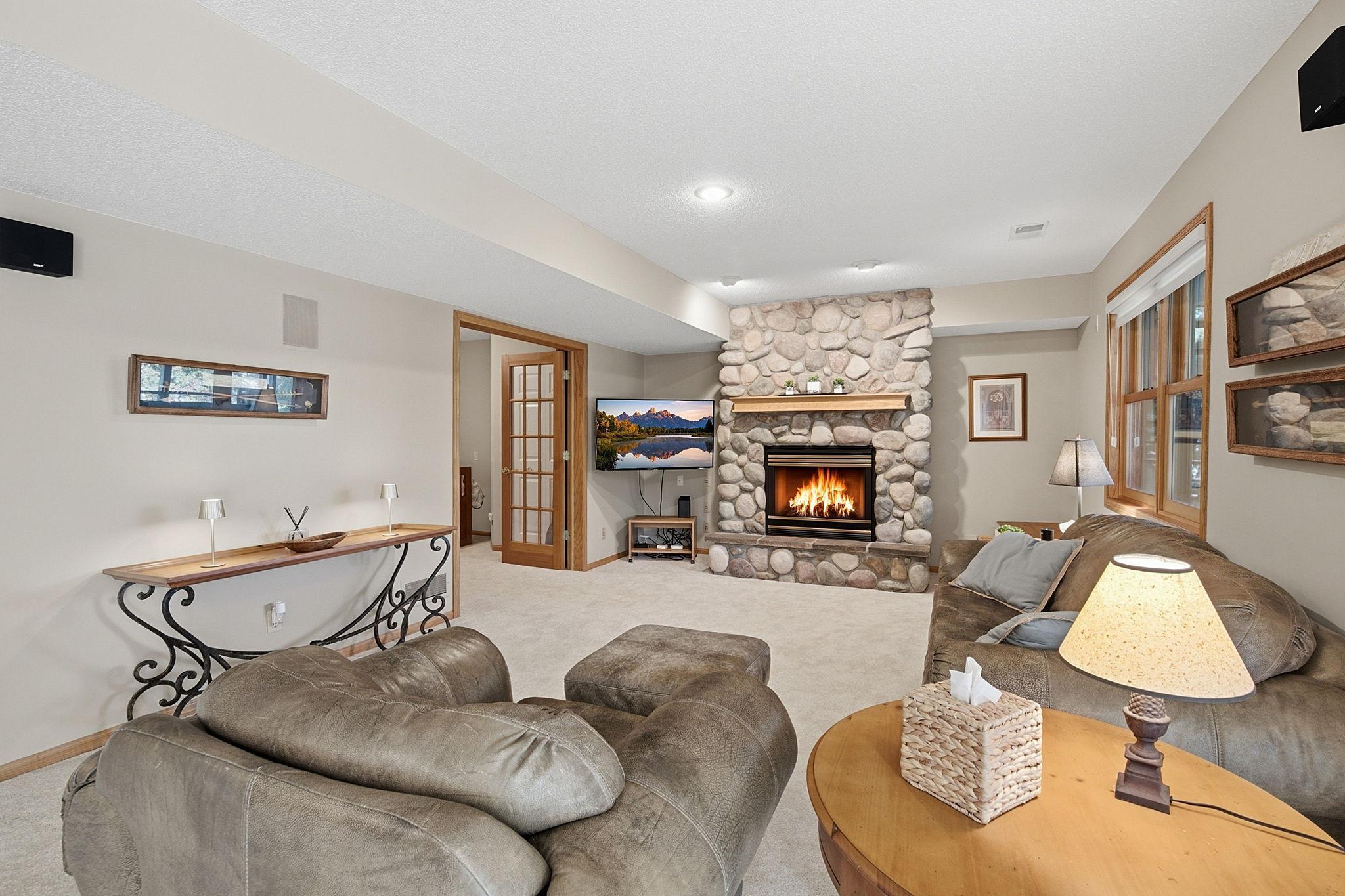 1533 Wexford Court