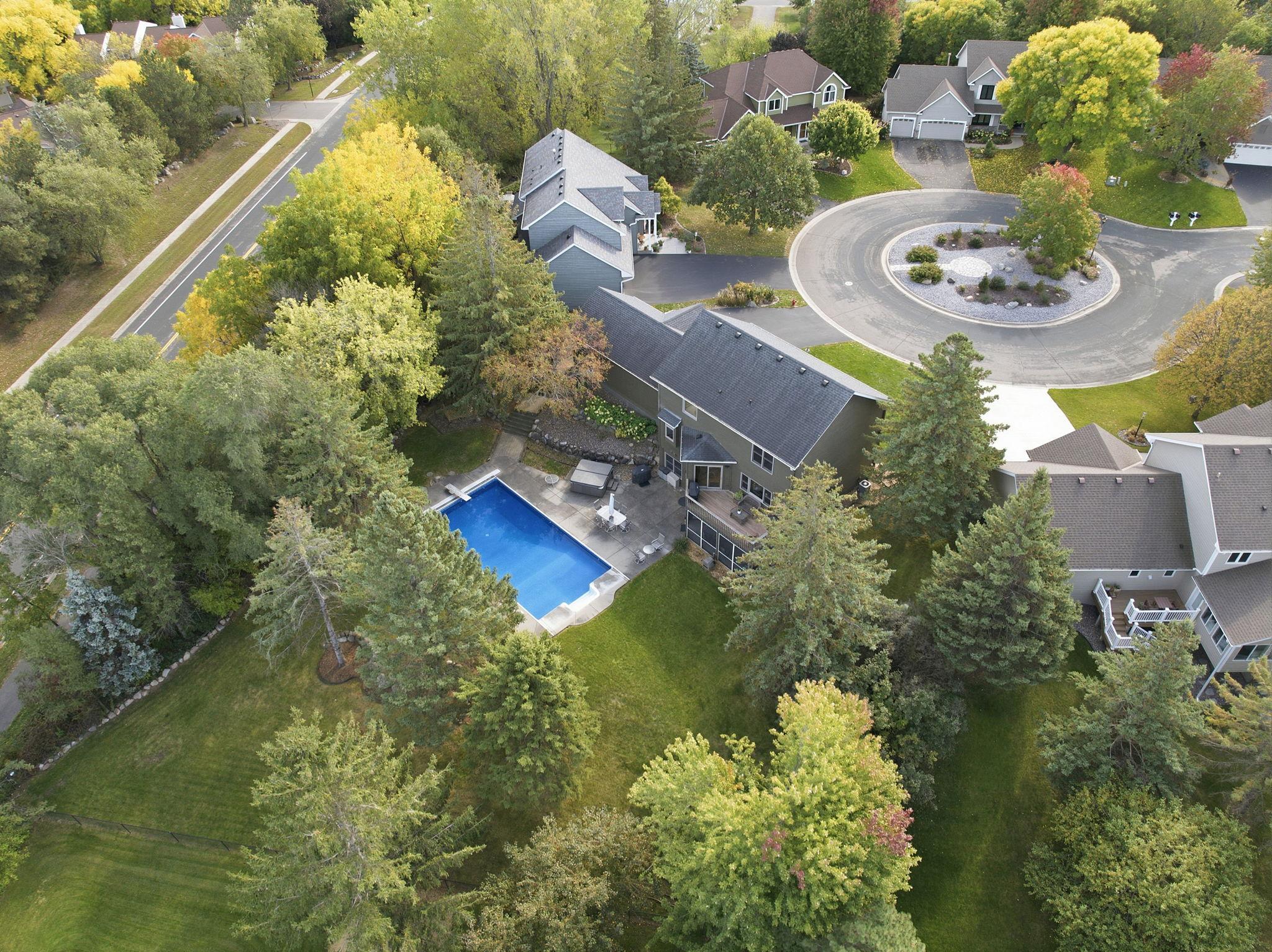 1533 Wexford Court