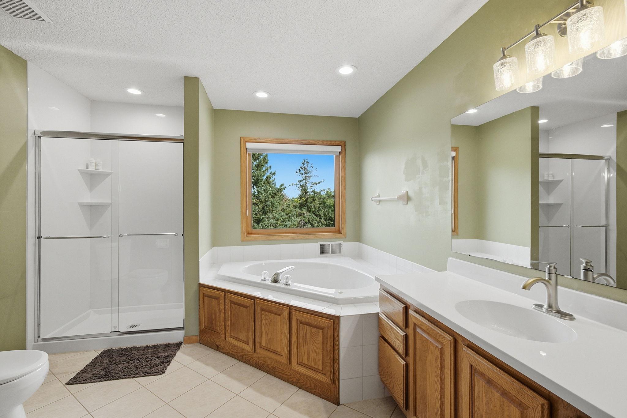 1533 Wexford Court