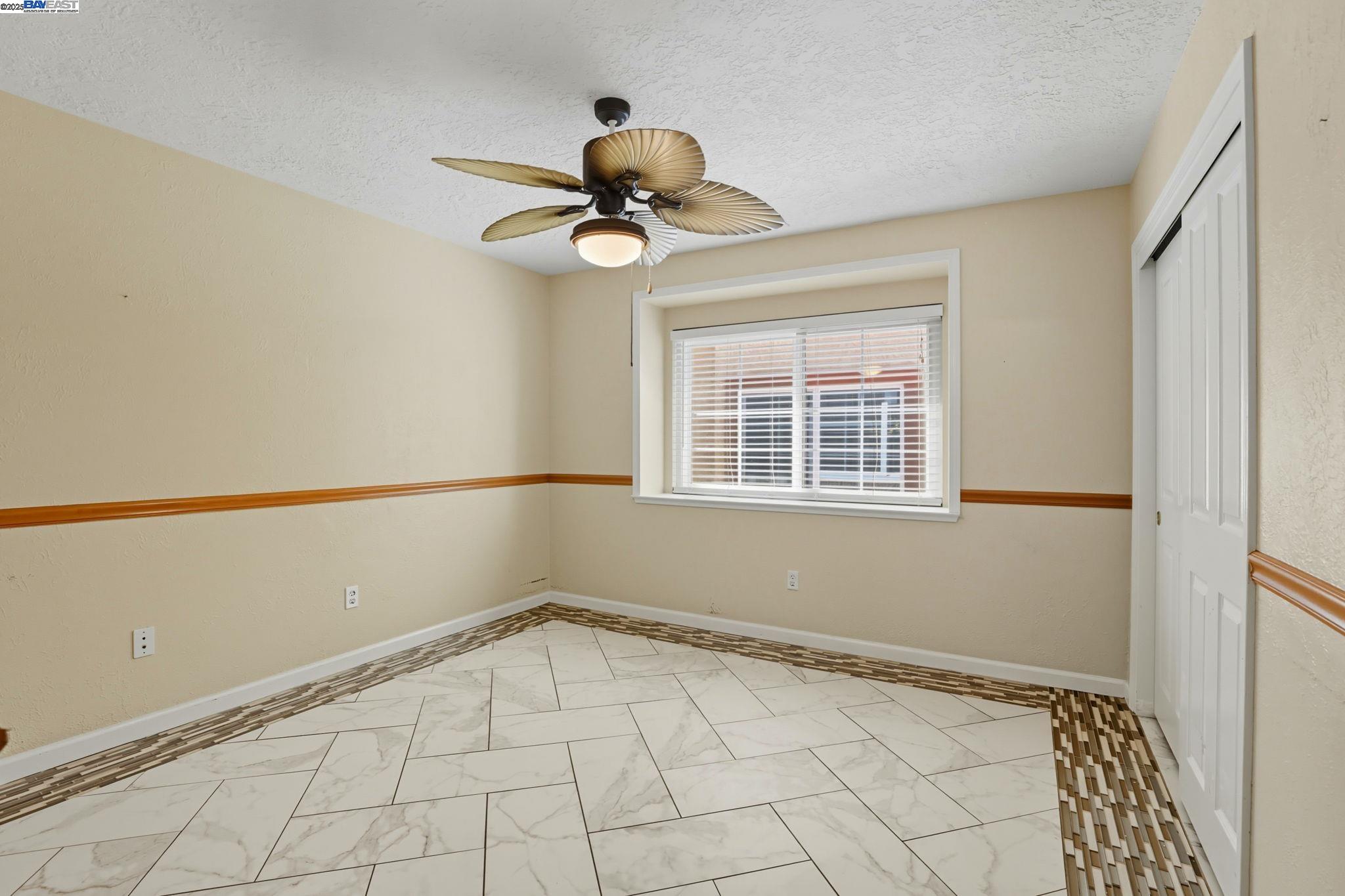 4470 Rolling Oaks Dr