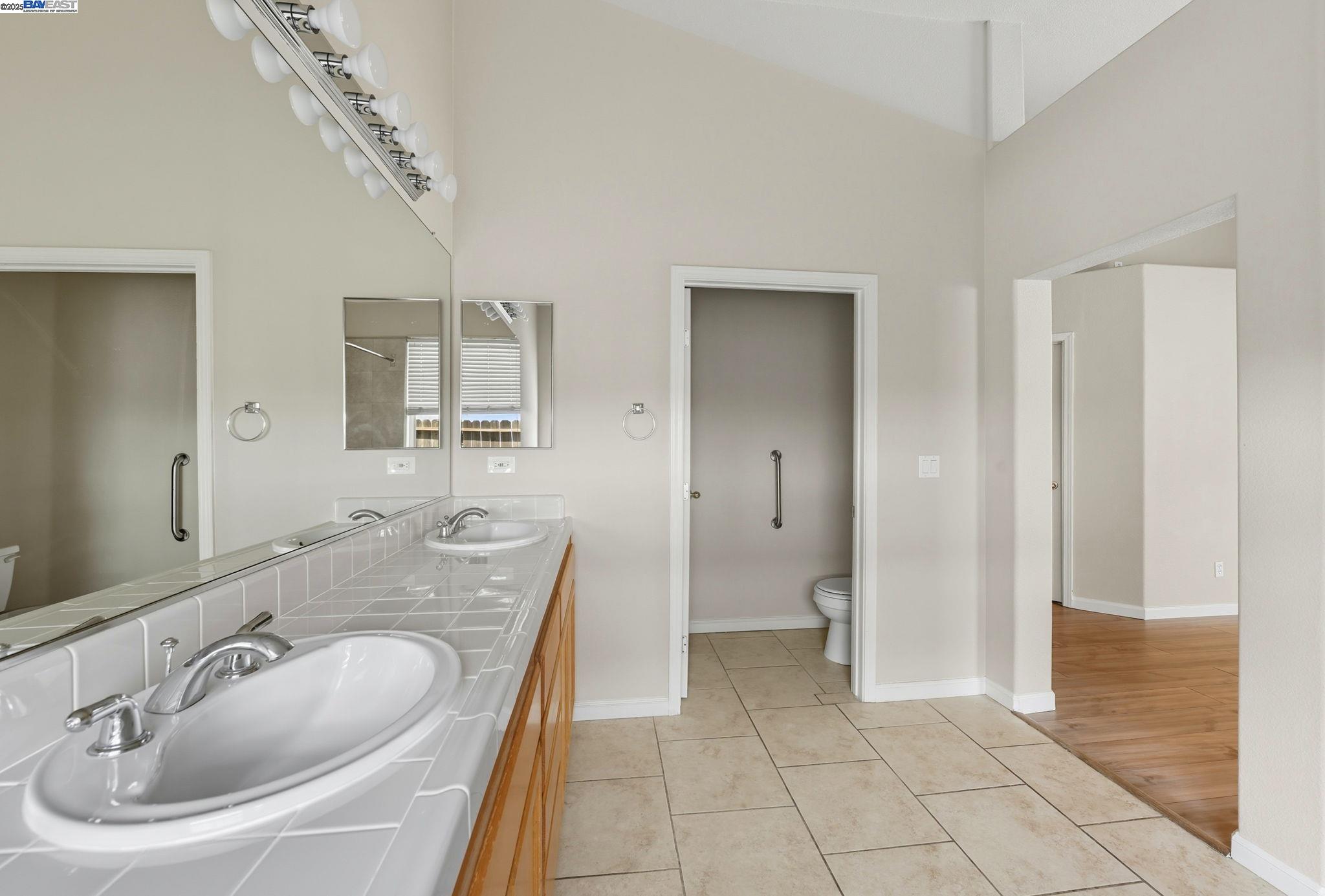 728 Spaulding Dr