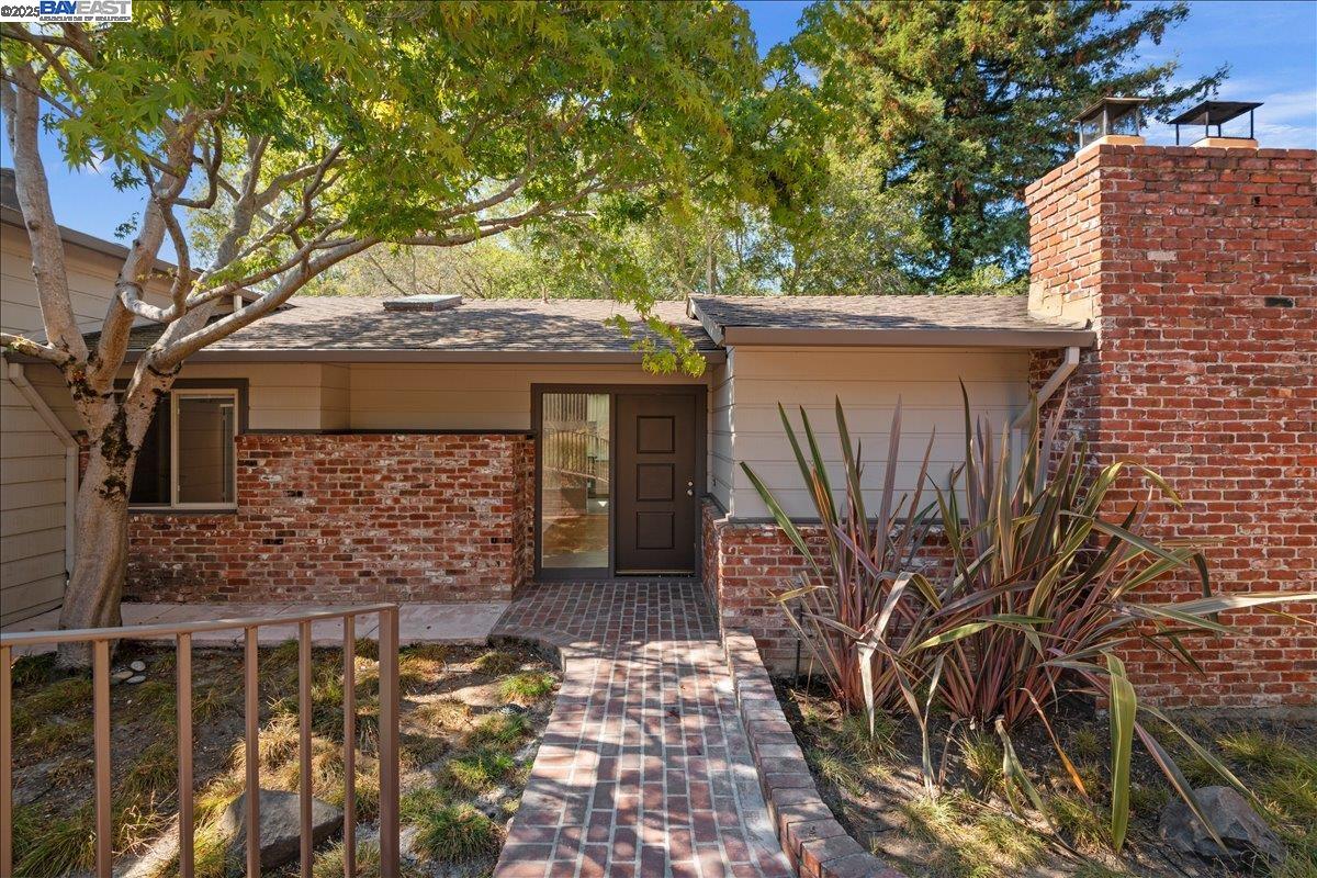 21 Tyson Cir