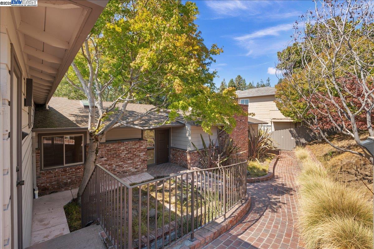 21 Tyson Cir