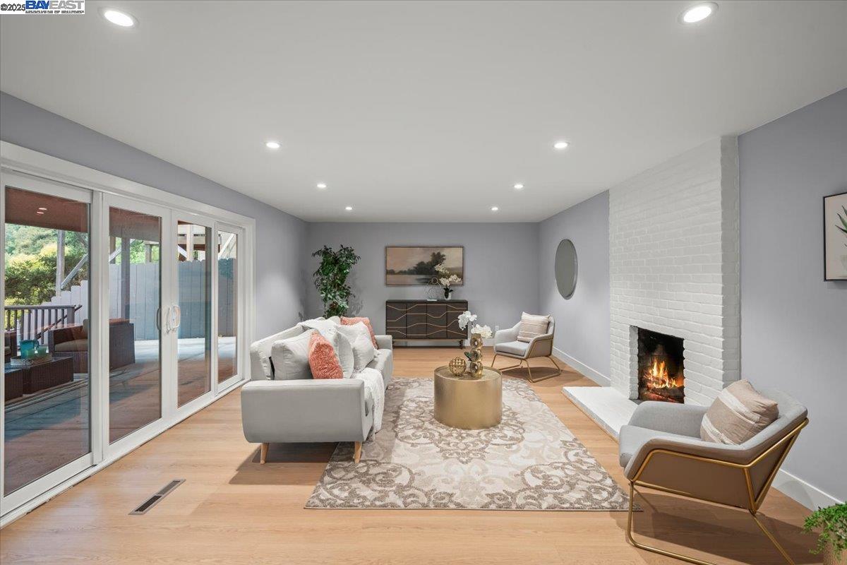 21 Tyson Cir