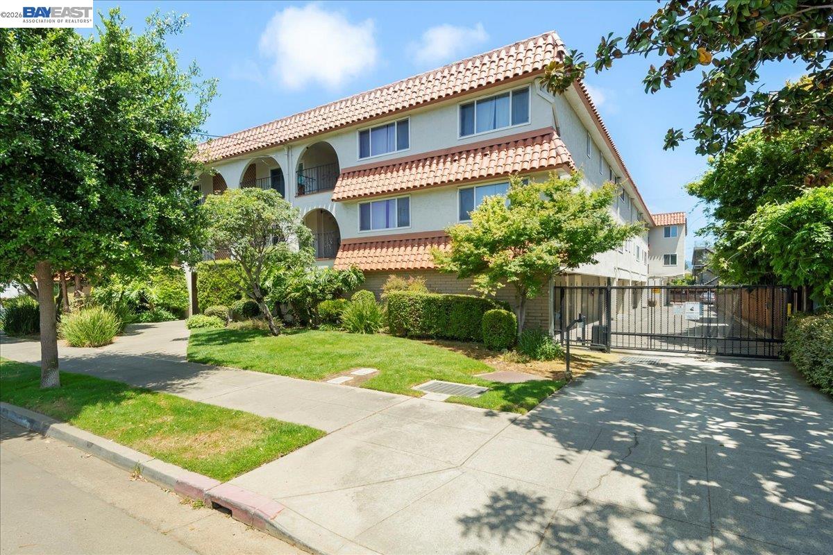 2133 Santa Clara Ave # 217