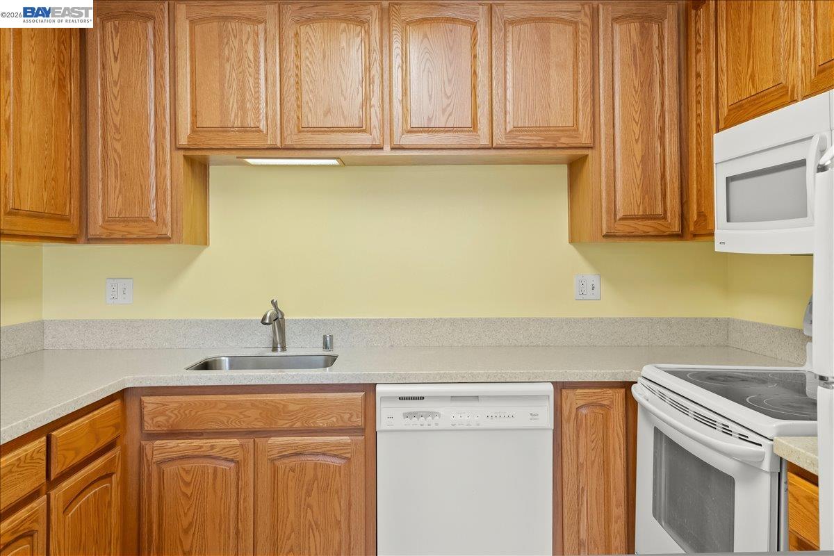 2133 Santa Clara Ave # 217