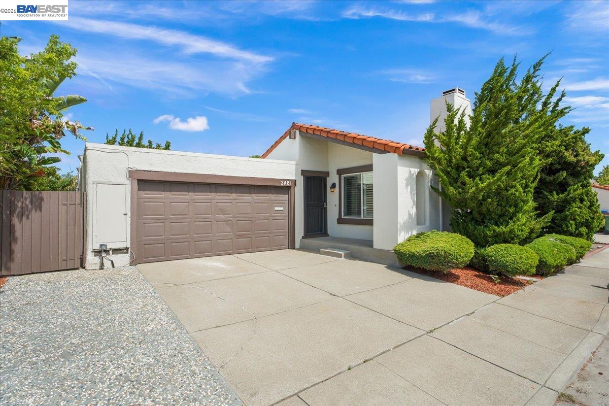 2421 Corriea Way